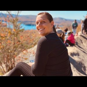 Meet your Posher, Melissa